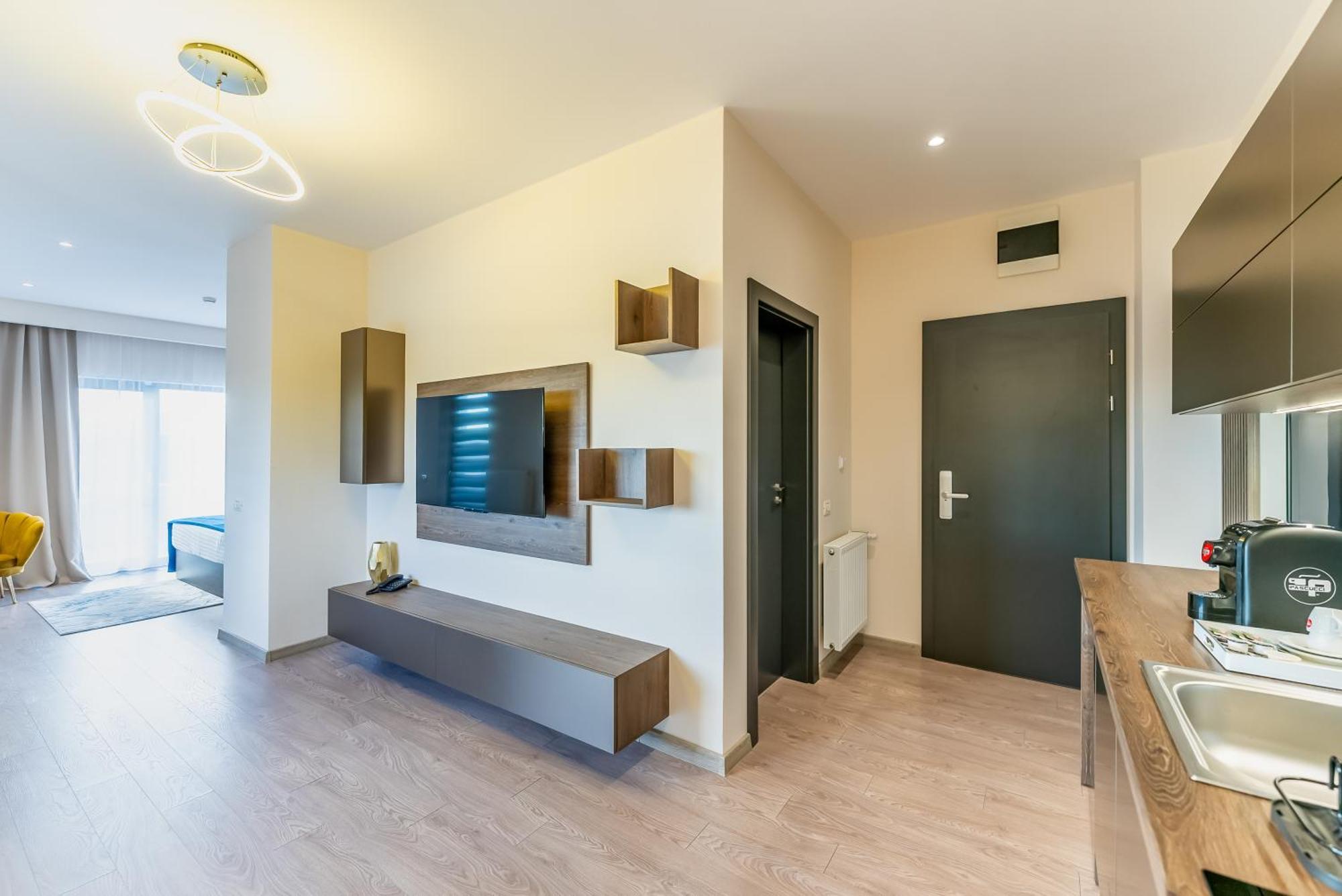 M City Aparthotel Arad Extérieur photo